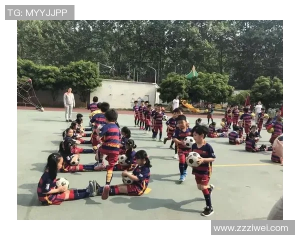 2017年热潮再现足球操音乐带你感受激情与活力的完美结合