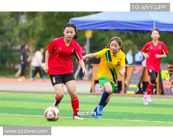 罗诗艺足球:从青涩少女到绿茵场上的闪耀明星之路 罗诗艺足球:从青涩少女到绿茵场上的闪耀明星之路