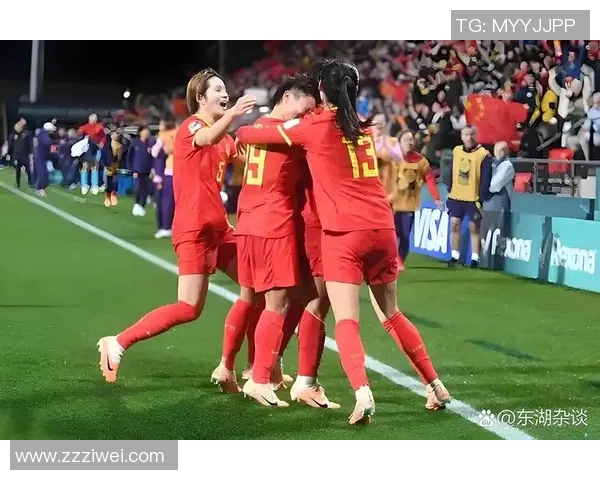 足球野女孩的梦想与奋斗:在绿茵场上追逐自由与激情的青春故事 足球野女孩的梦想与奋斗:在绿茵场上追逐自由与激情的青春故事